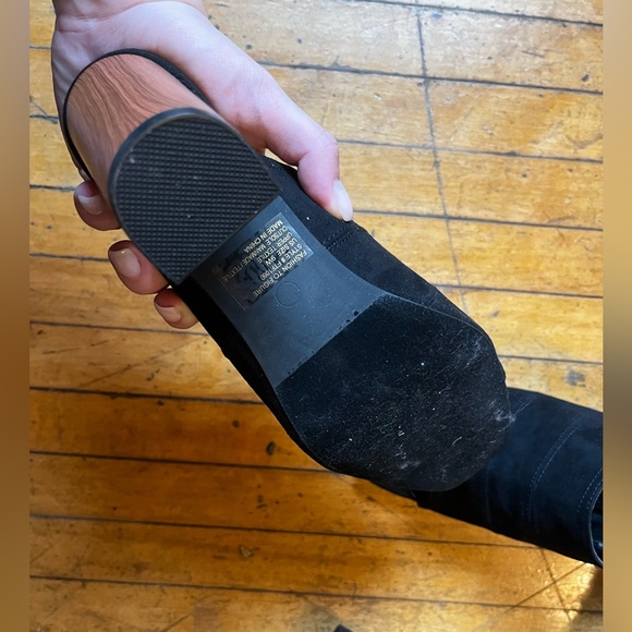 Fashion To Figure - Women's Cheyenne Heels Size 9 Wide Width - Picture 4 of 8